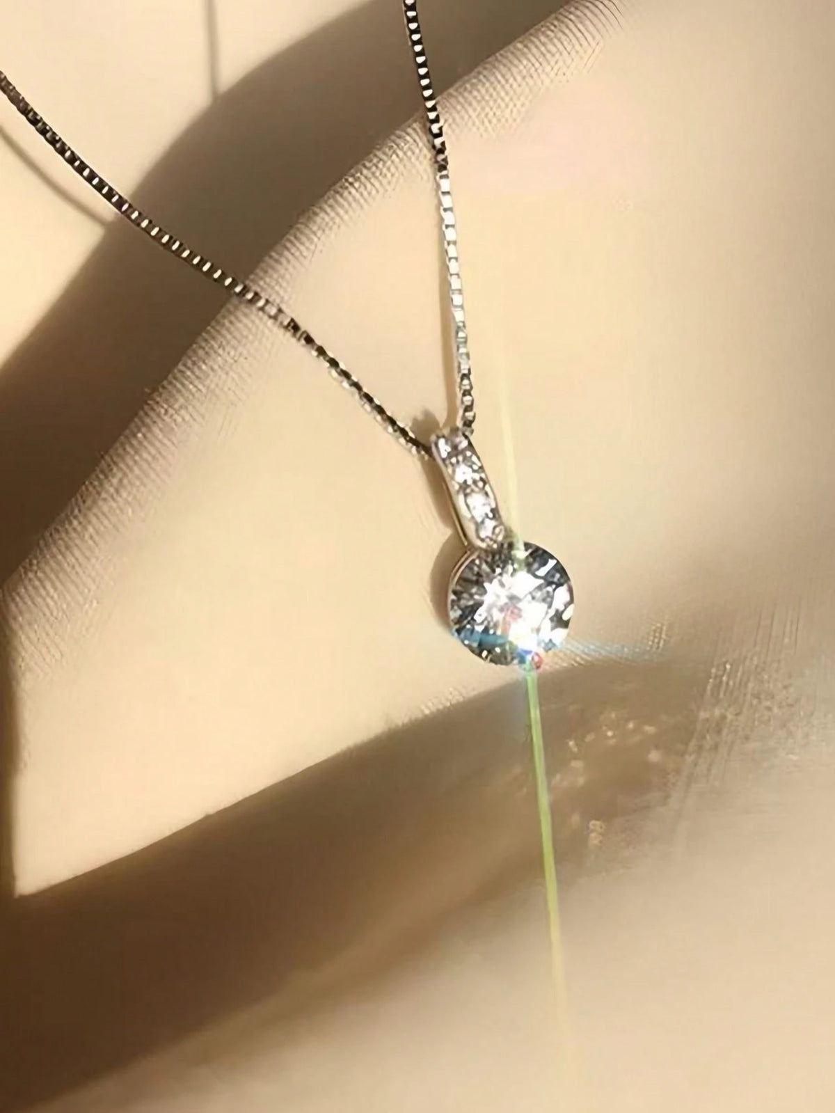 1 Piece Of Exquisite Women's Geometric Water Drop Clavicle Chain With Shiny Zirconia Sterling Silver Necklace Pendant Clavicle Chain Hypoallergenic Jewelry Valentine's Day Gift