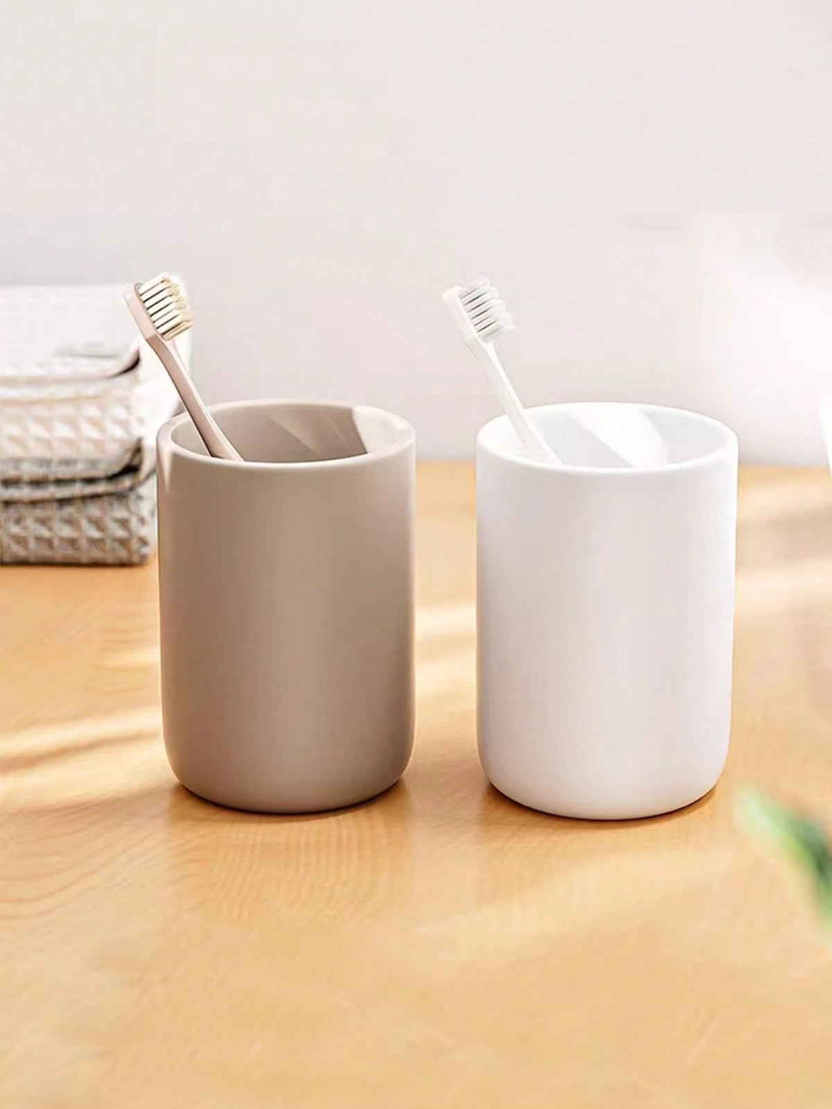 1 Piece Of Household Plastic Toothbrush Cup, Household Mouthwash Cup, Simple And Plain Color Wash Cup, Toothbrush And Tooth Cup, Large Capacity Wash Cup