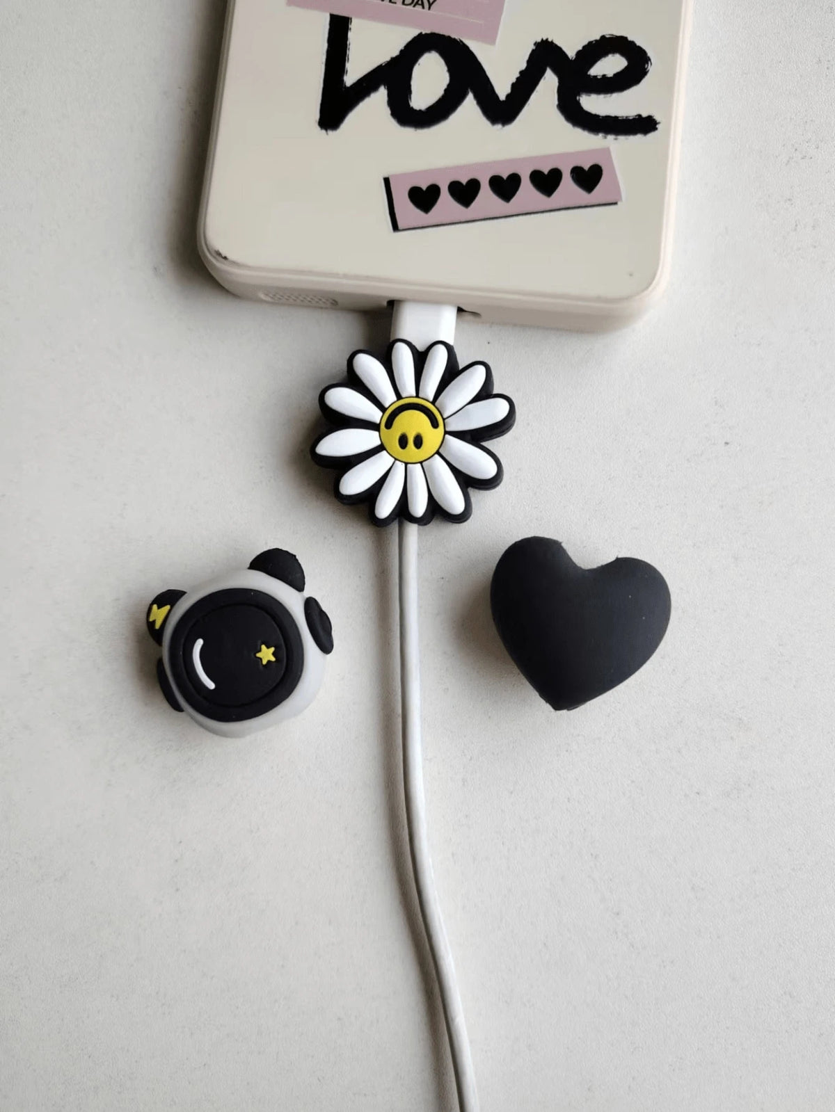 10pcs Cartoon Cable Protector, Cute Data Line Anti-Break Decoration, Compatible With Apple 12/13/14/15 Cable Protection Cover, Including Avocado/Butterfly Pig/Astronaut/Heart/Flower Styles- Best Gift