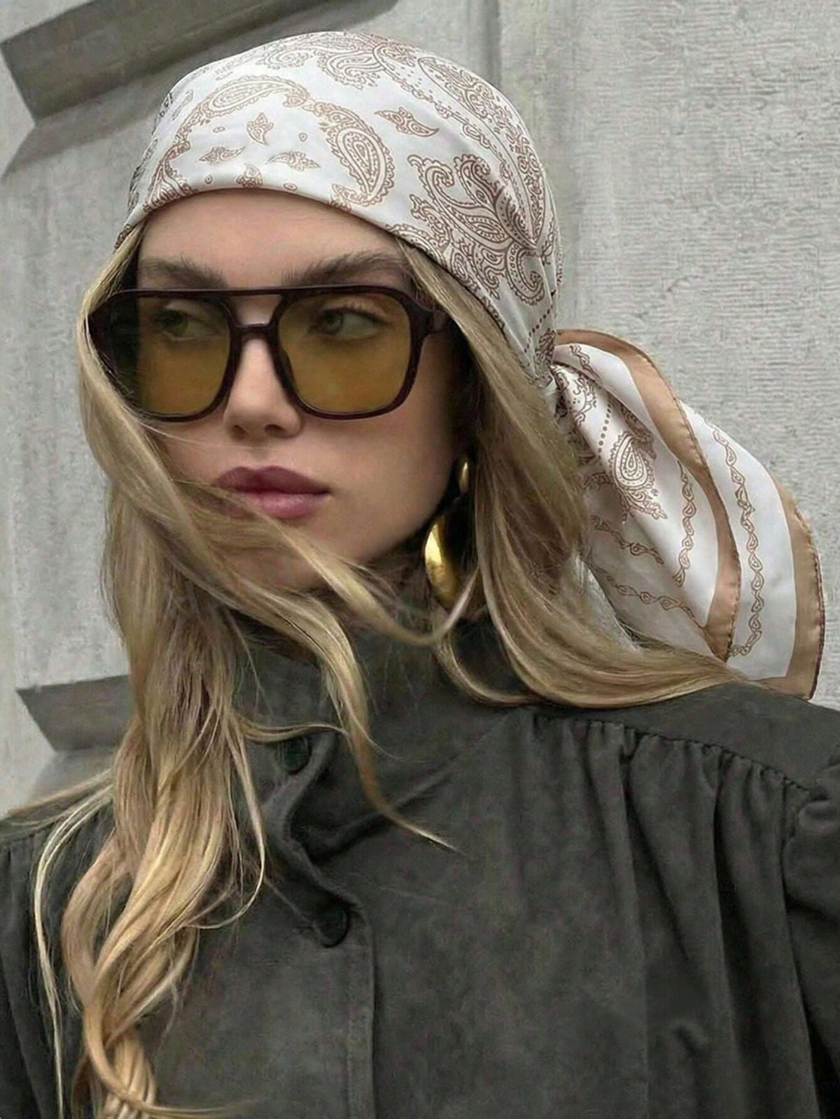 1pc Bohemian Style Square Silk Satin Scarf For Women, Can Be Used As Headscarf, Neck Scarf, Hair Tie, Fashion Headwear, Shawl, Suitable For Daily Casual Wear, Vacations, Parties, Etc., Perfect For Spr