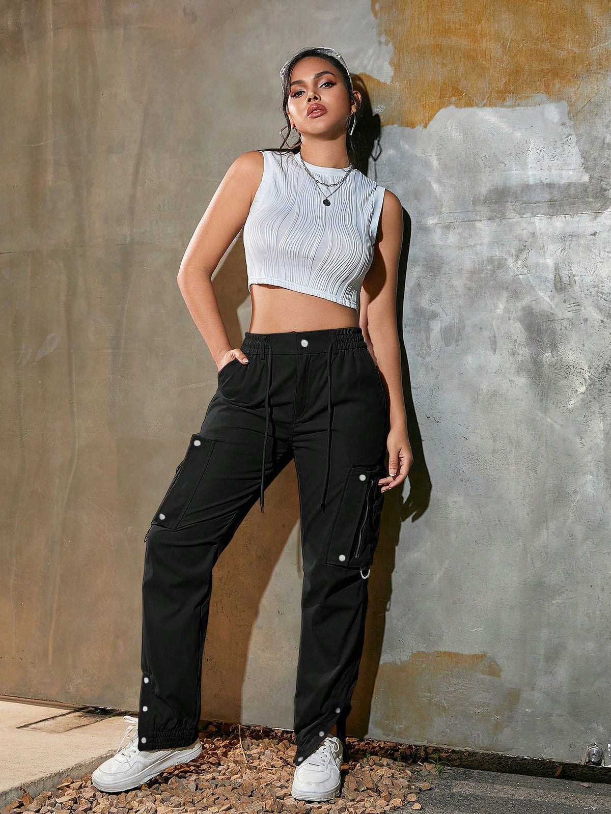 Women's Y2K Style Elastic Waist Drawstring Cargo Pants With Flap Pockets, Zipper Details, Metal Buttons, And Side Slits Casual Black Spring
