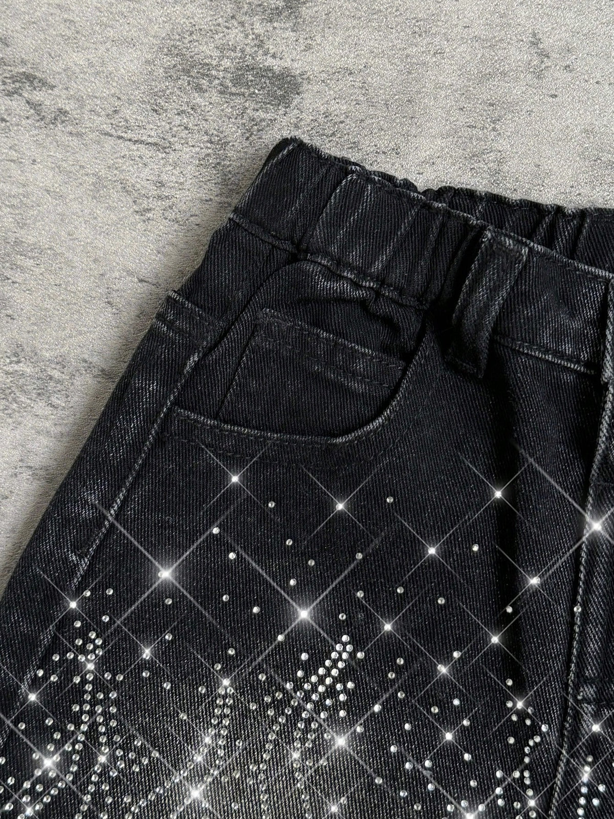 Young Boy Y2k Distressed Street Cool Style Glitter Flame & Rhinestone Decor Loose Fit Black Denim Jeans Shorts, For Kids Spring/Summer Dailywear, Streetwear, Vacation For Boys, Birthday For Boys, Cas